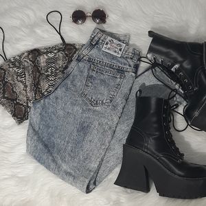 80s No Excuses Mom Jeans with Jewel Appliques